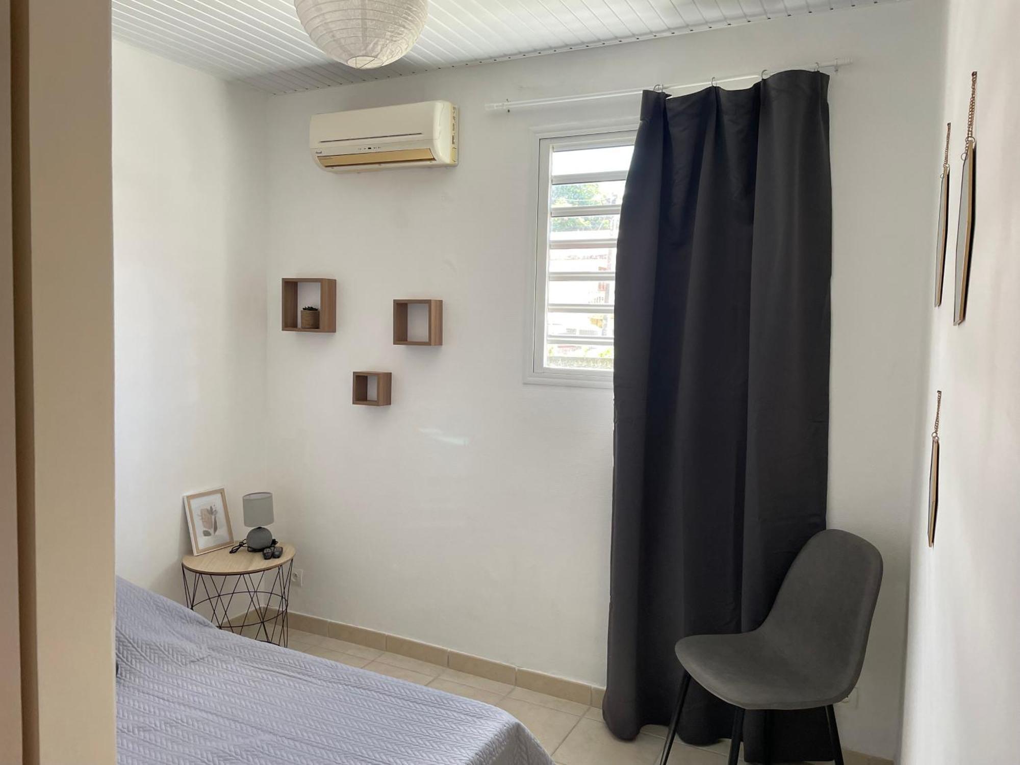 דירות Cosy T3 Au Coeur De Sainte Anne מראה חיצוני תמונה